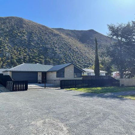 Kurow House On Bledisloe - A2O Cycle Trail Oasis. Villa Eksteriør bilde